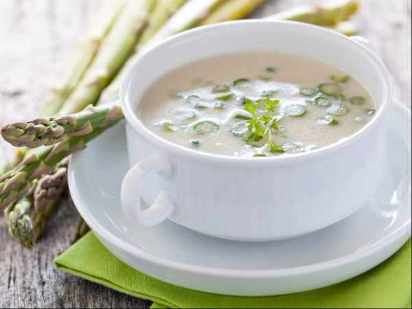 ซุปข้นหน่อไม้ฝรั่ง เมนูอาหารแนะนำสำหรับคนรักสุขภาพ และเหมาะกับคนที่กำลังลดน้ำหนัก
